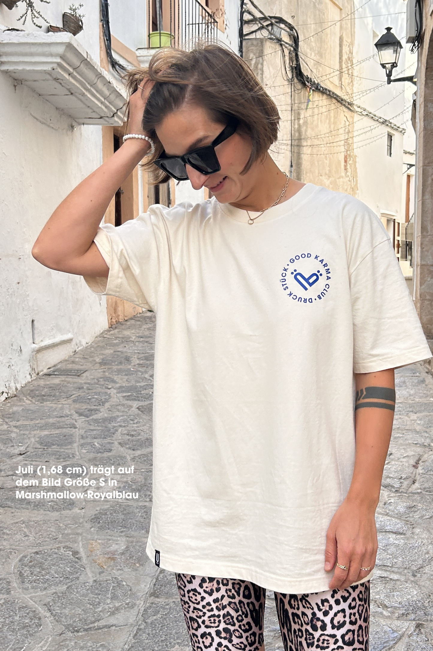 Oversized T-Shirt Kim Good Karma unisex